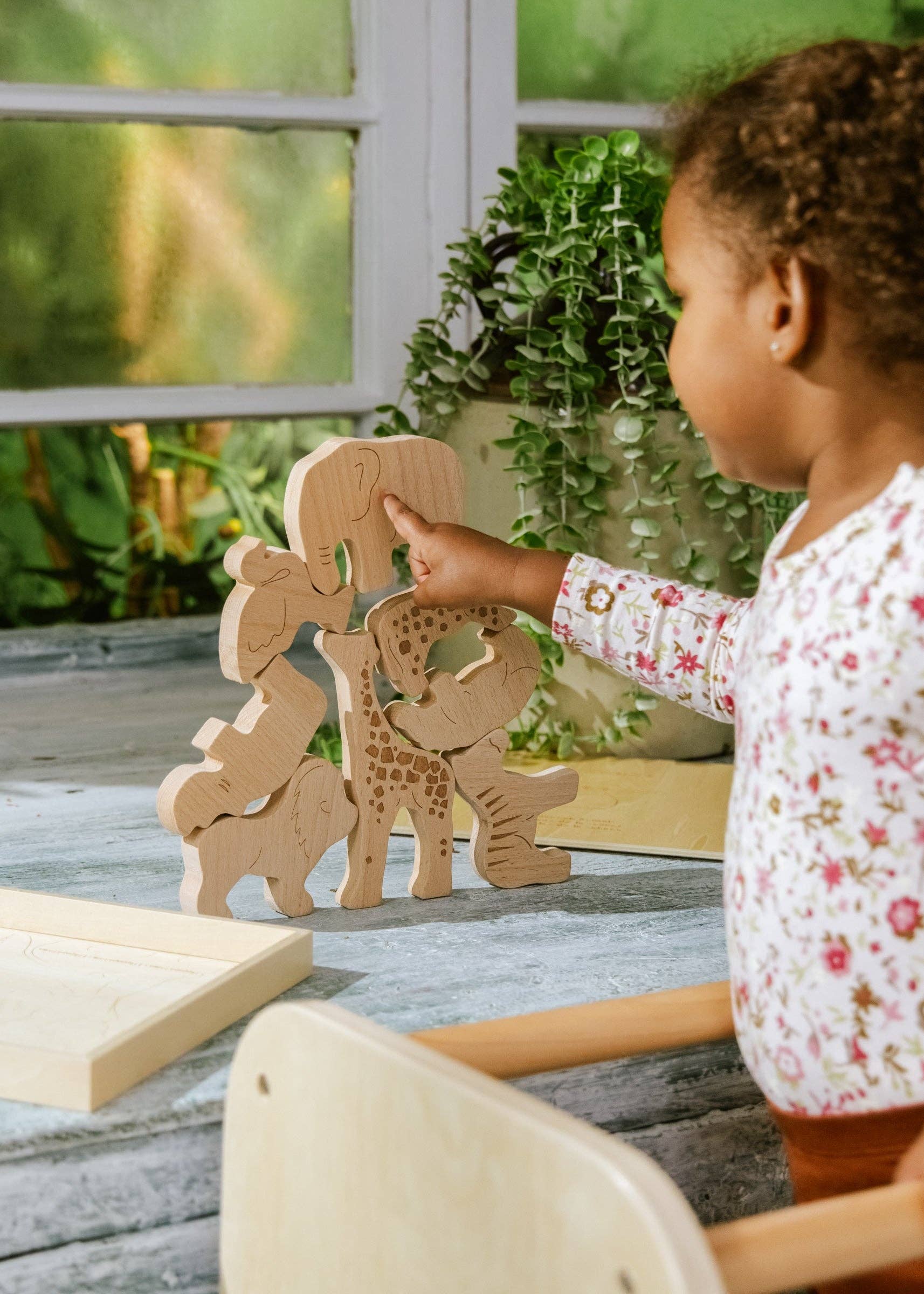 wooden balance puzzle - safari (8 pcs)