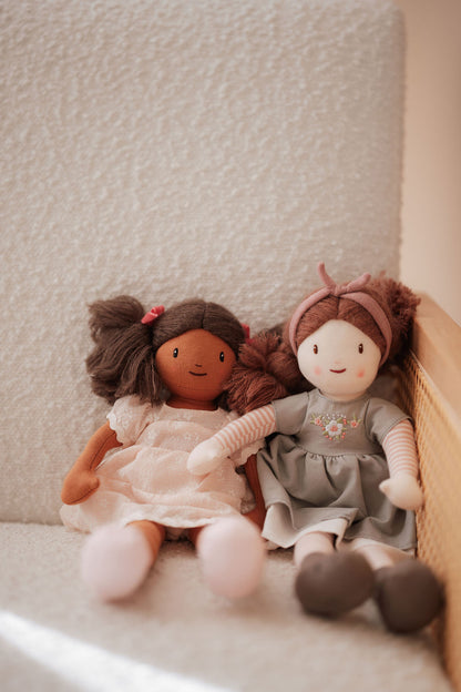 Alma rag doll