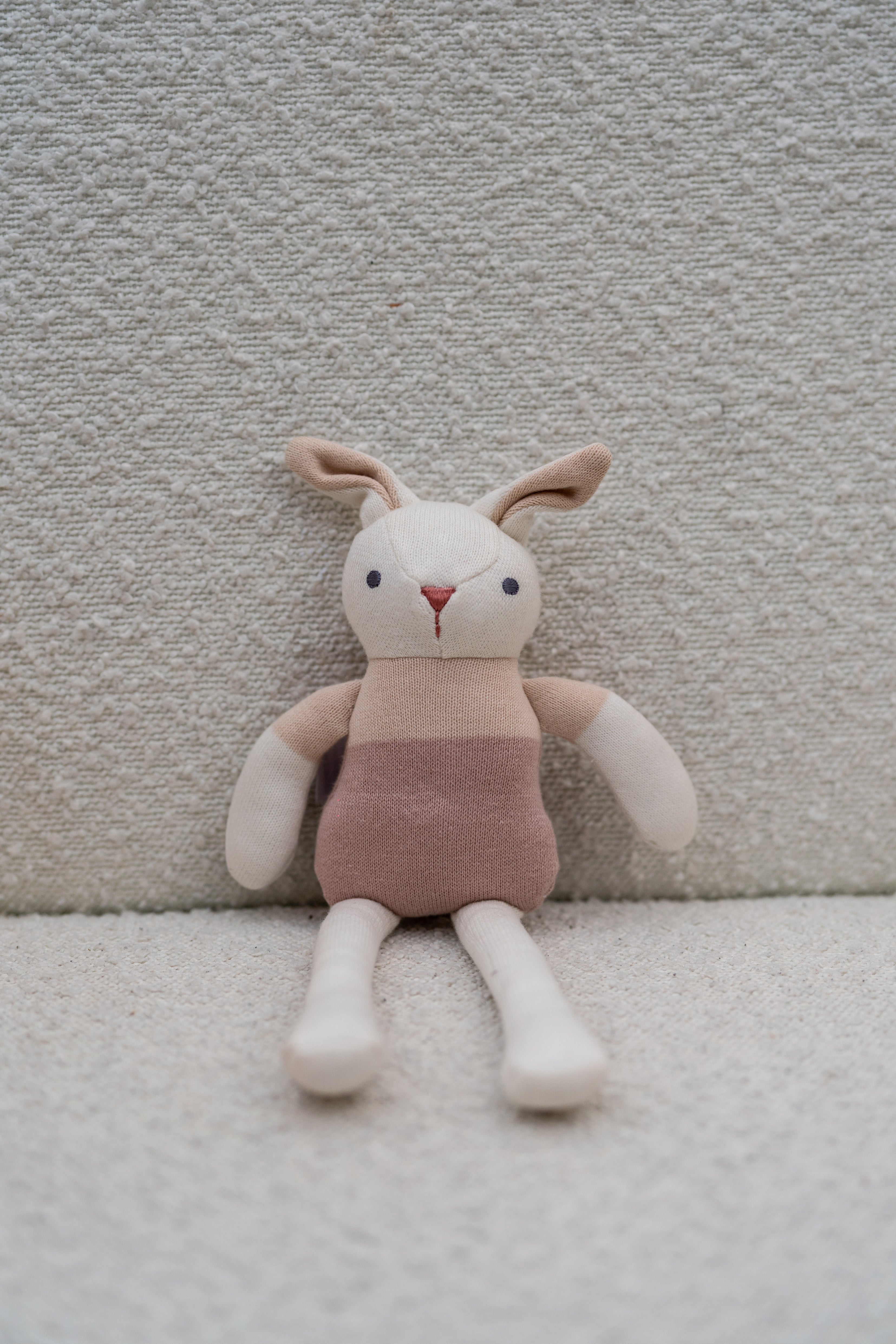 baby threads cream bunny