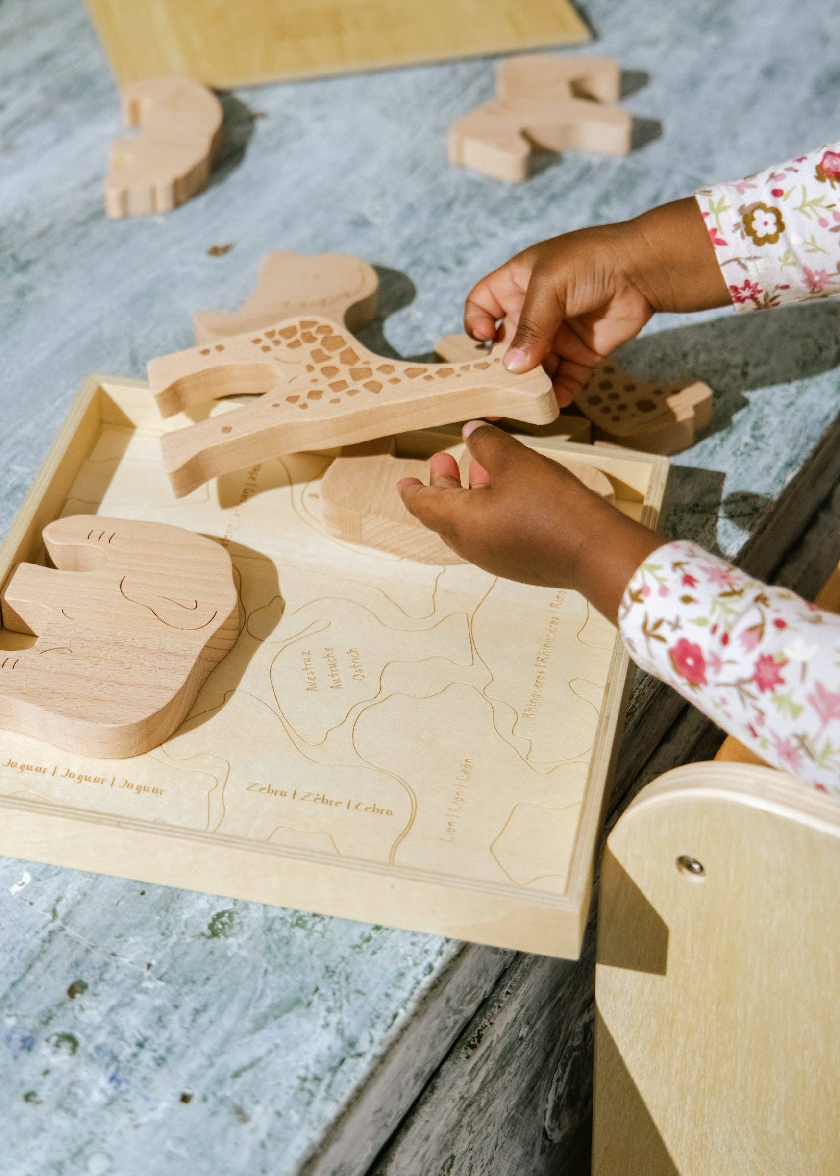 wooden balance puzzle - safari (8 pcs)