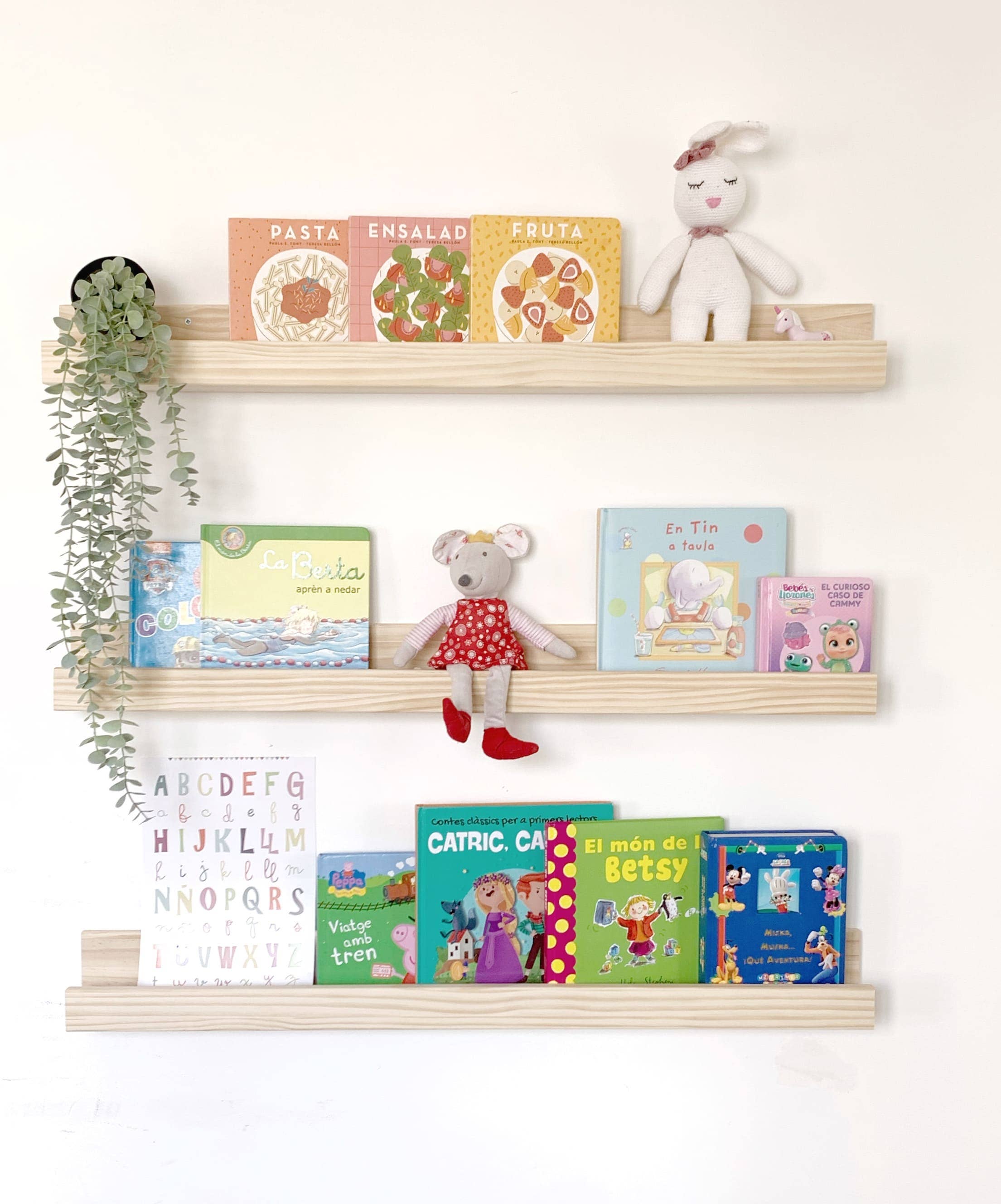 Smooth Floating Shelves